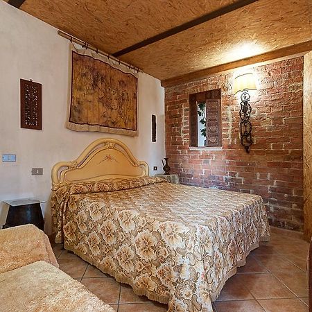 Appartamenti Alcantara E Damasco Abbadia di Montepulciano ห้อง รูปภาพ
