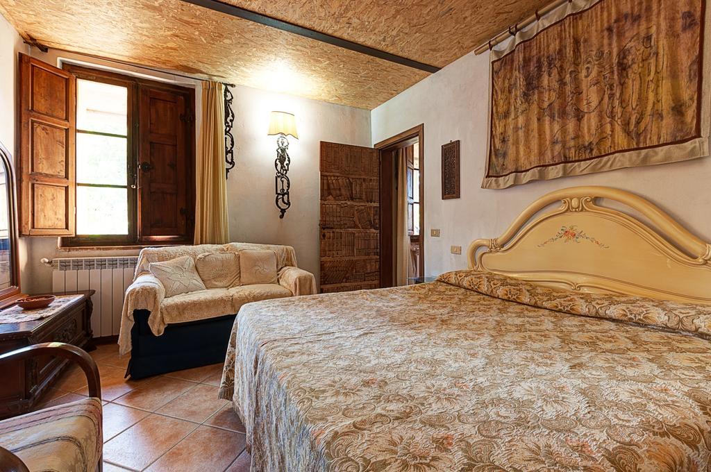 Appartamenti Alcantara E Damasco Abbadia di Montepulciano ห้อง รูปภาพ