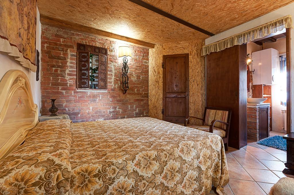 Appartamenti Alcantara E Damasco Abbadia di Montepulciano ห้อง รูปภาพ